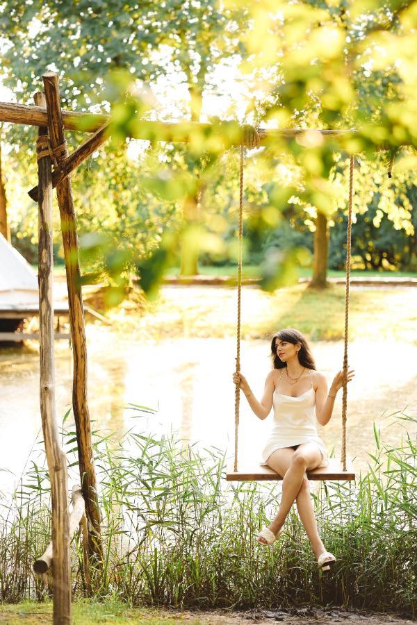 Amani - Aap Hotel Lichtaart ภายนอก รูปภาพ